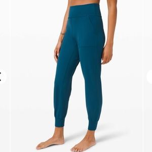 Lululemon Align Jogger 28"